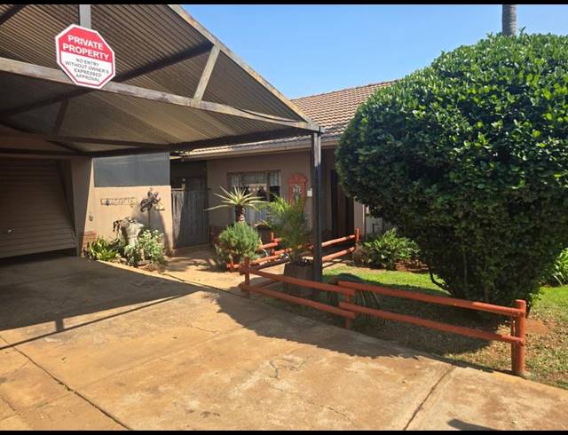 3 BEDROOM HOUSE FOR SALE IN MAGALIESKRUIN